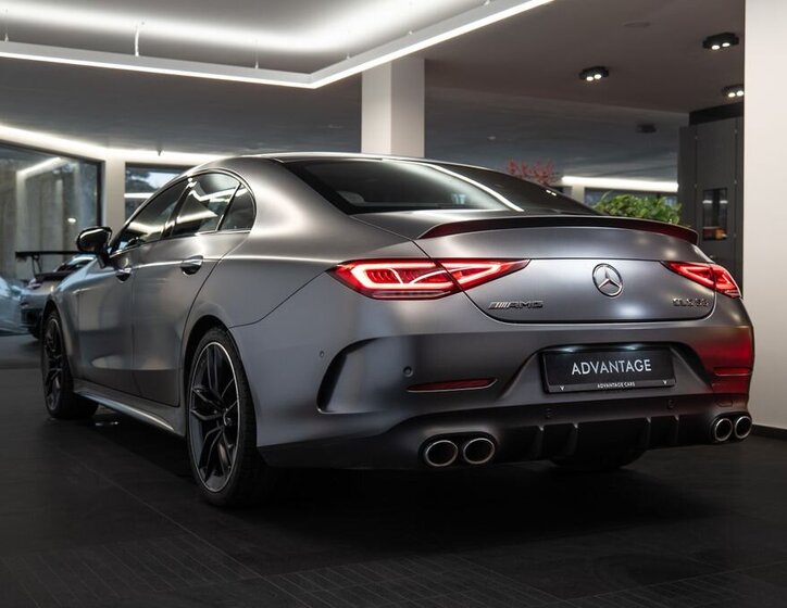 Mercedes-Benz CLS Sedan 3,0 l 320 kw