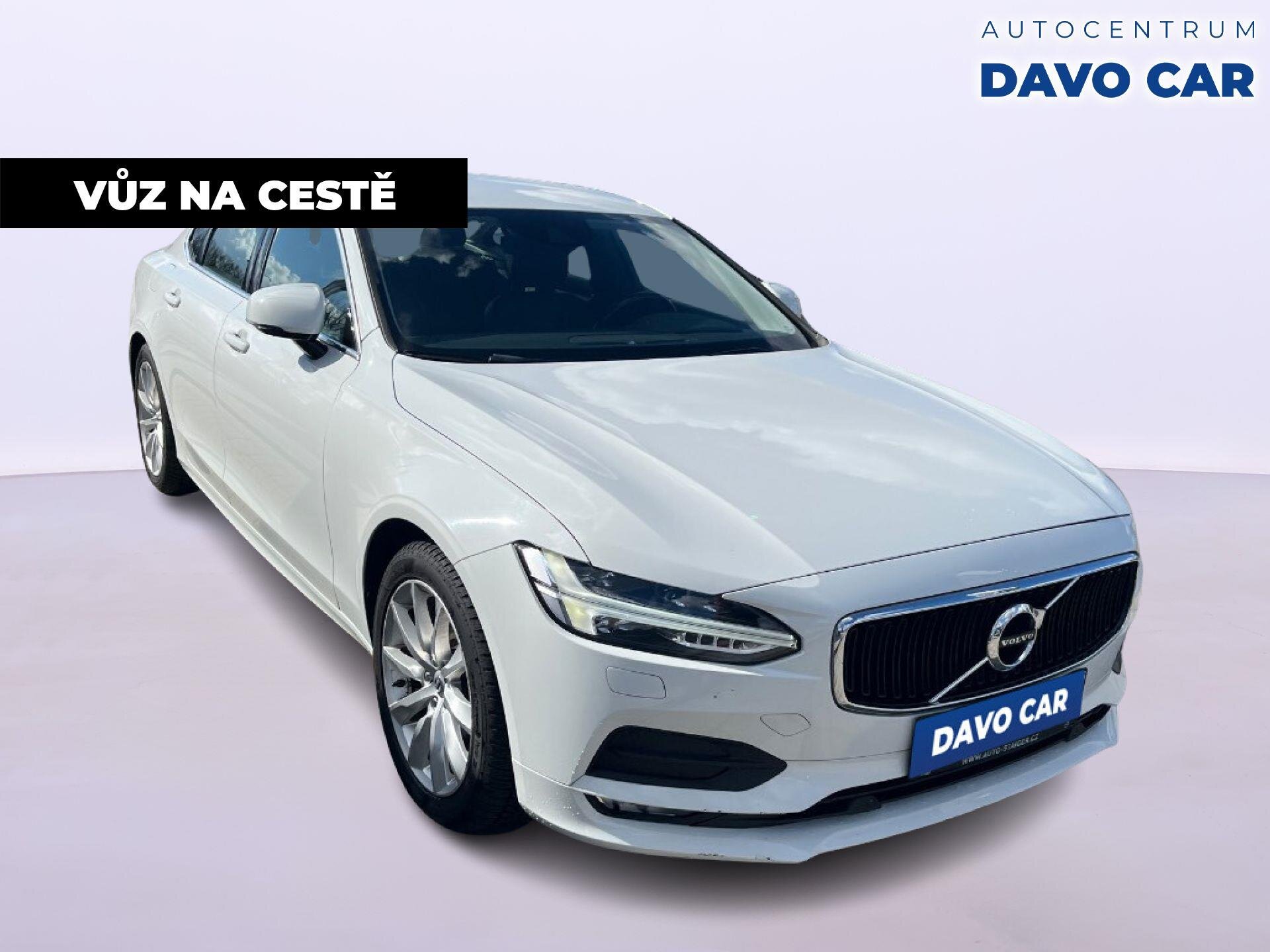 Volvo S90 Sedan / Limuzína 2,0 l 177 kw