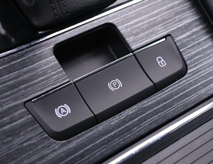 Škoda Superb Liftback 1,5 l 110 kw