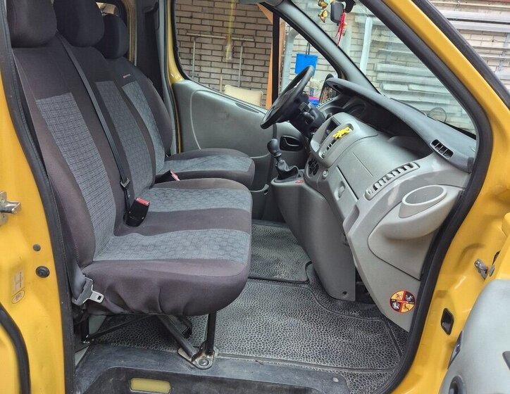 Renault Trafic VAN-Minibus 0,0 107 kw