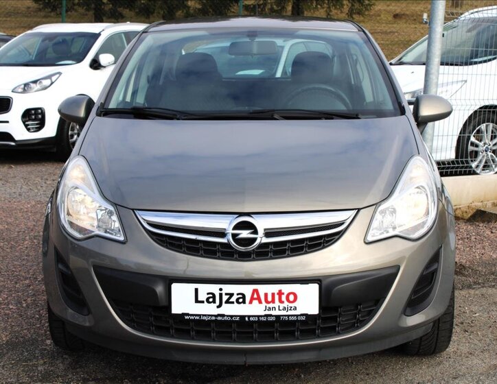 Opel Corsa Hatchback 1,4 l 64 kw
