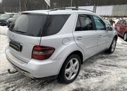 Mercedes-Benz Třídy M SUV / Terénní 4,0 l 225 kw