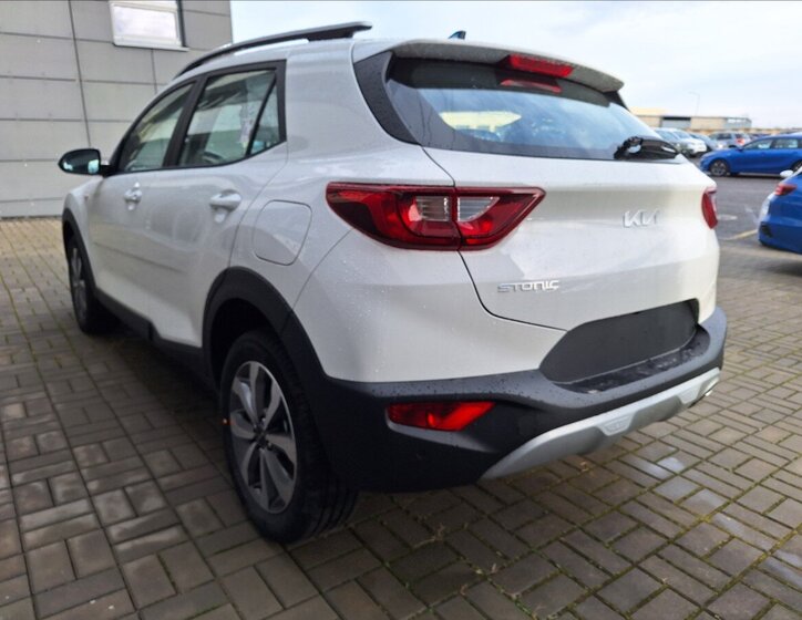 KIA Stonic 4