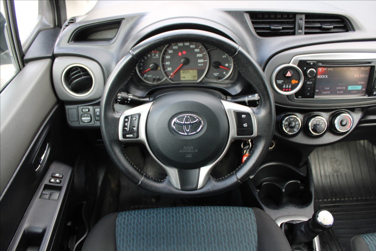 Toyota Yaris Hatchback 998,0 51 kw