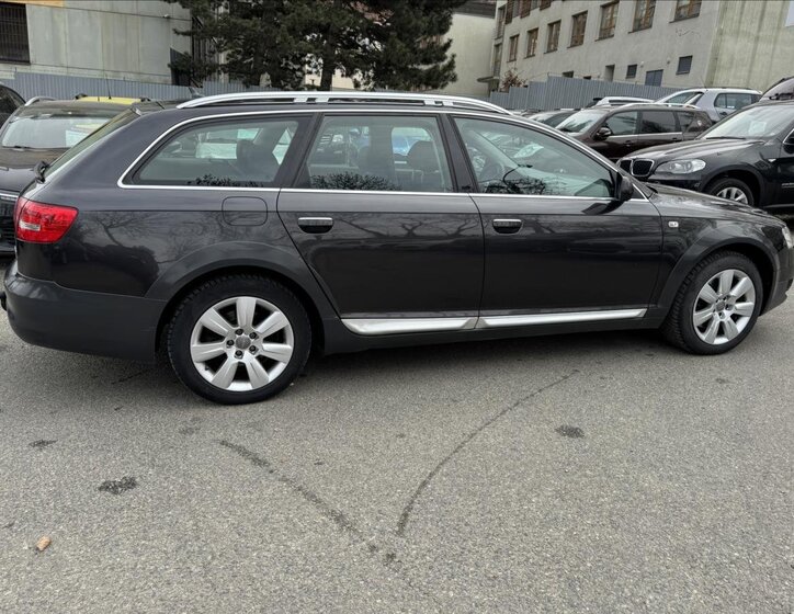 Audi A6 Allroad Kombi 3,0 l 171 kw