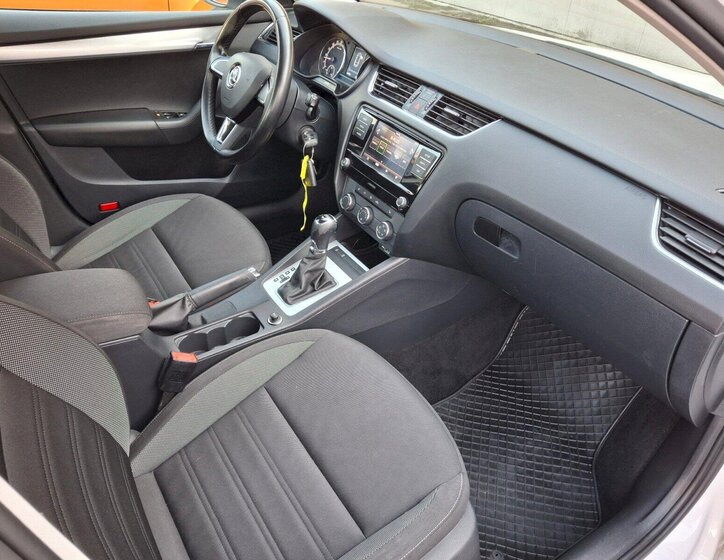 Škoda Octavia Kombi 2,0 l 110 kw