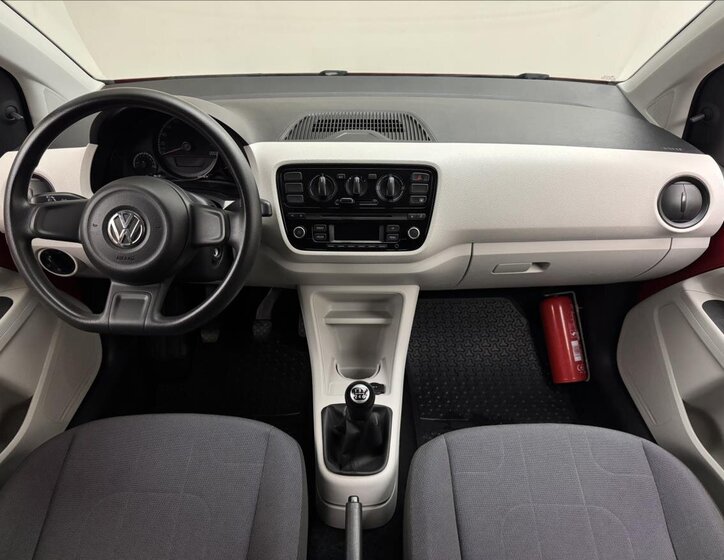 Volkswagen up! 7