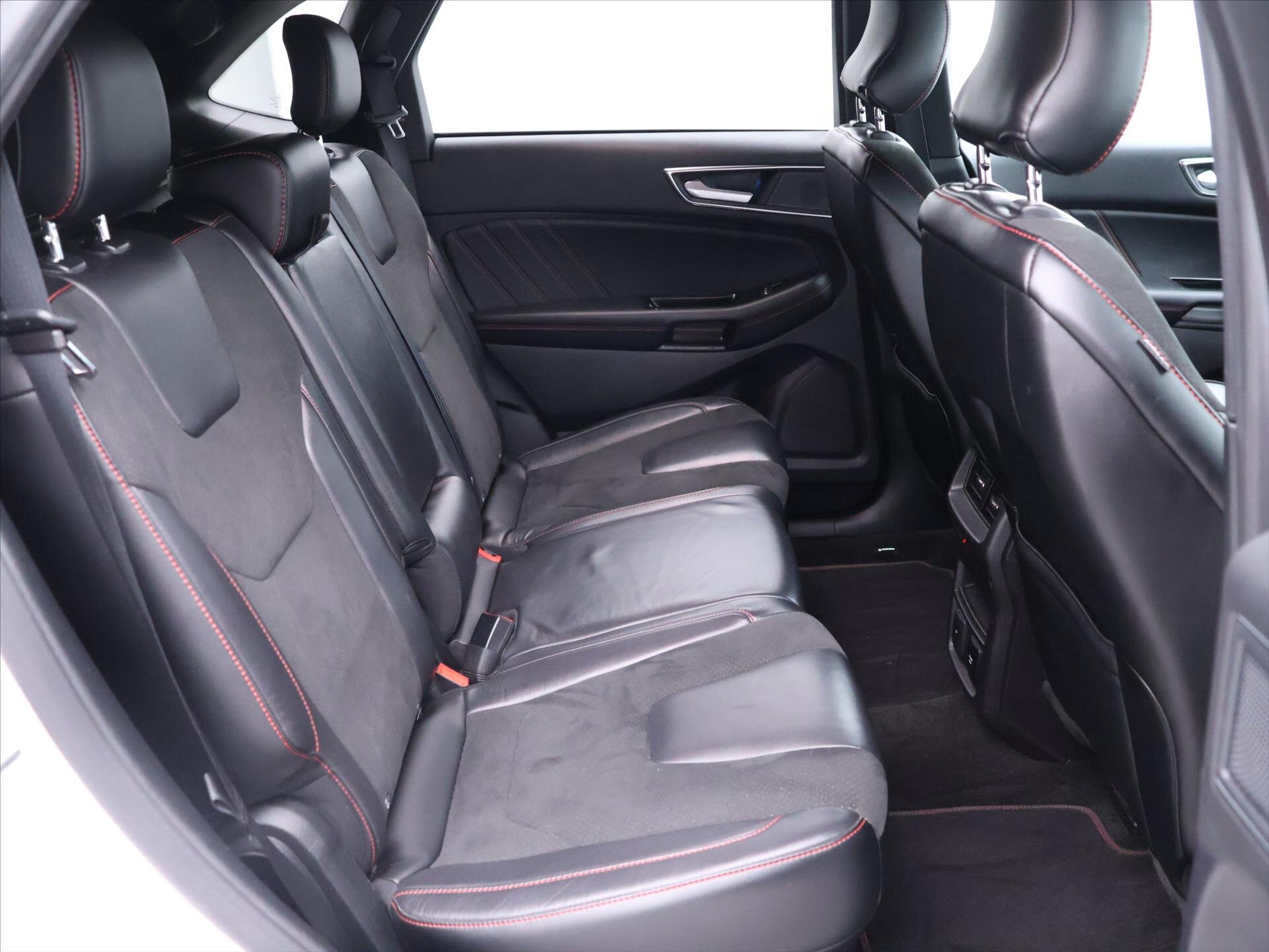 Ford Edge SUV / Terénní 2,0 l 175 kw