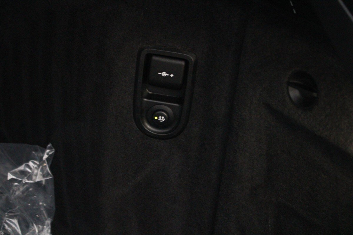 BMW Řada 5 Kombi 3,0 l 210 kw