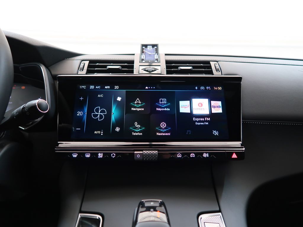 DS Automobiles DS7 Crossback