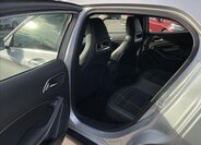 Mercedes-Benz GLA 25