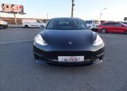 Tesla Model 3 8