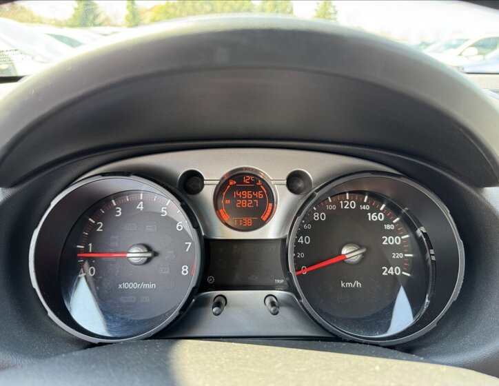 Nissan Qashqai SUV / Terénní 1,6 l 84 kw