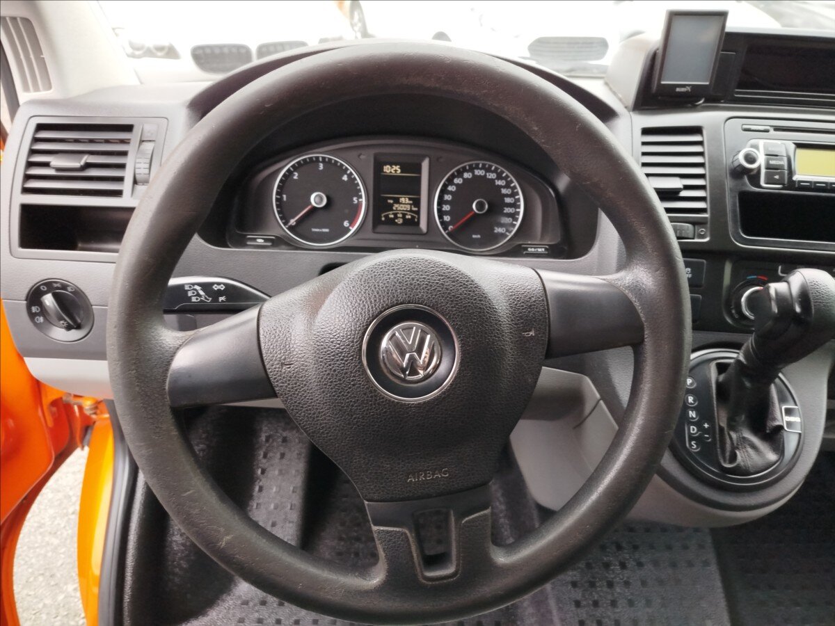 Volkswagen Transporter Valník 2,0 l 103 kw