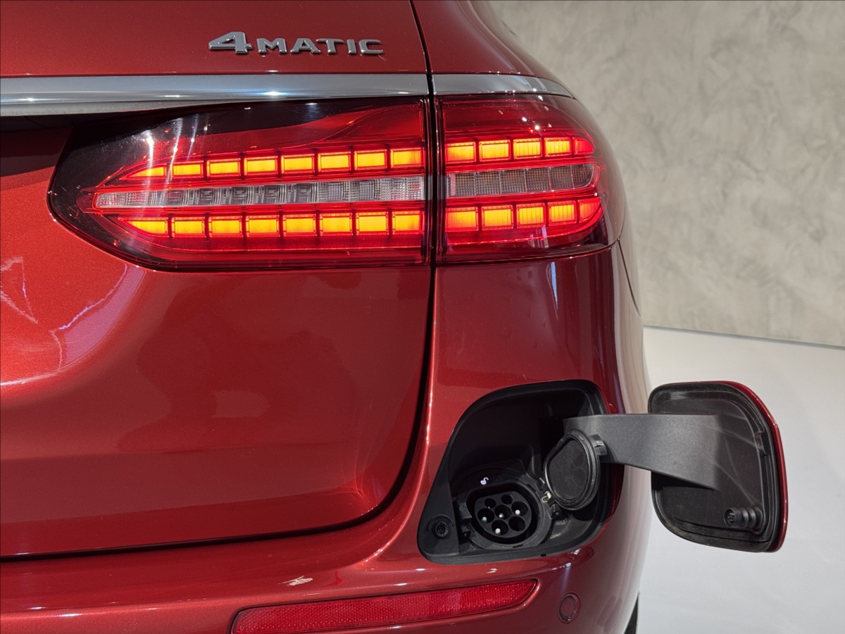 Mercedes-Benz Třídy E