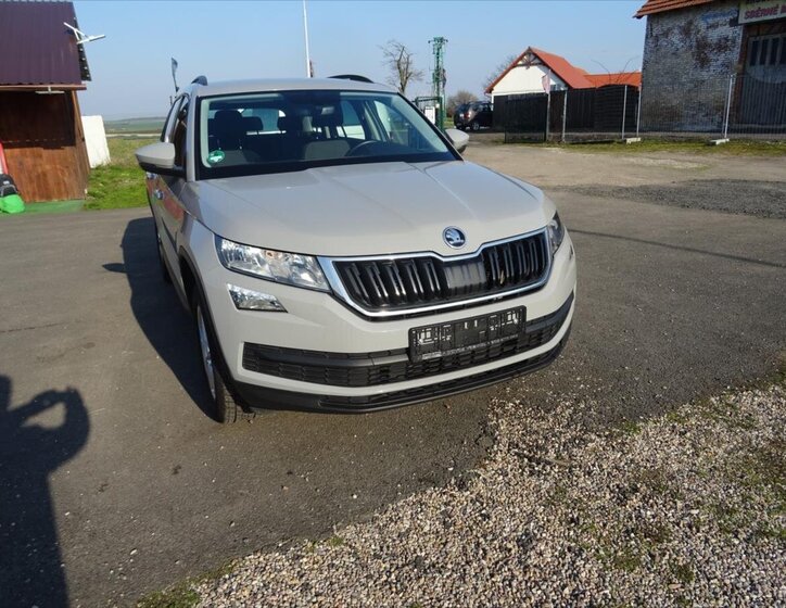 Škoda Kodiaq SUV / Terénní 1,5 l 110 kw