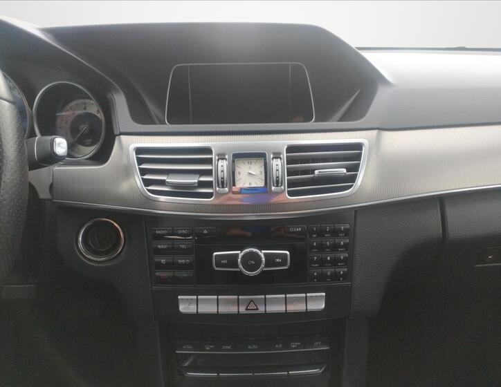 Mercedes-Benz Třídy E 10