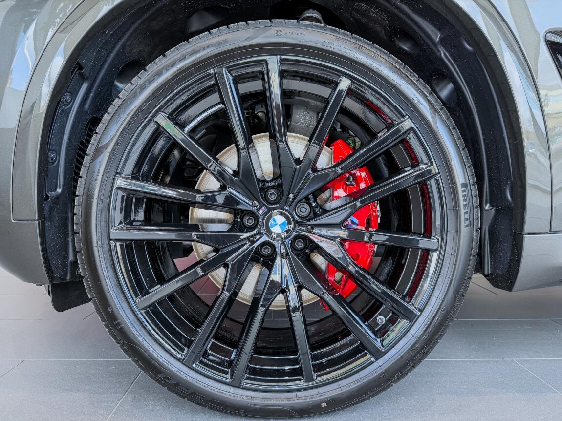 BMW X5 SUV / Terénní 3,0 l 259 kw