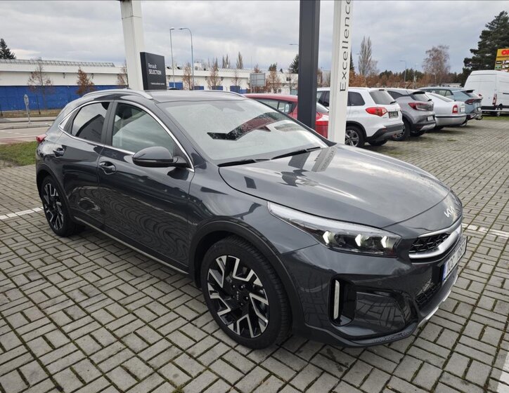 KIA XCeed SUV 1,5 l 103 kw