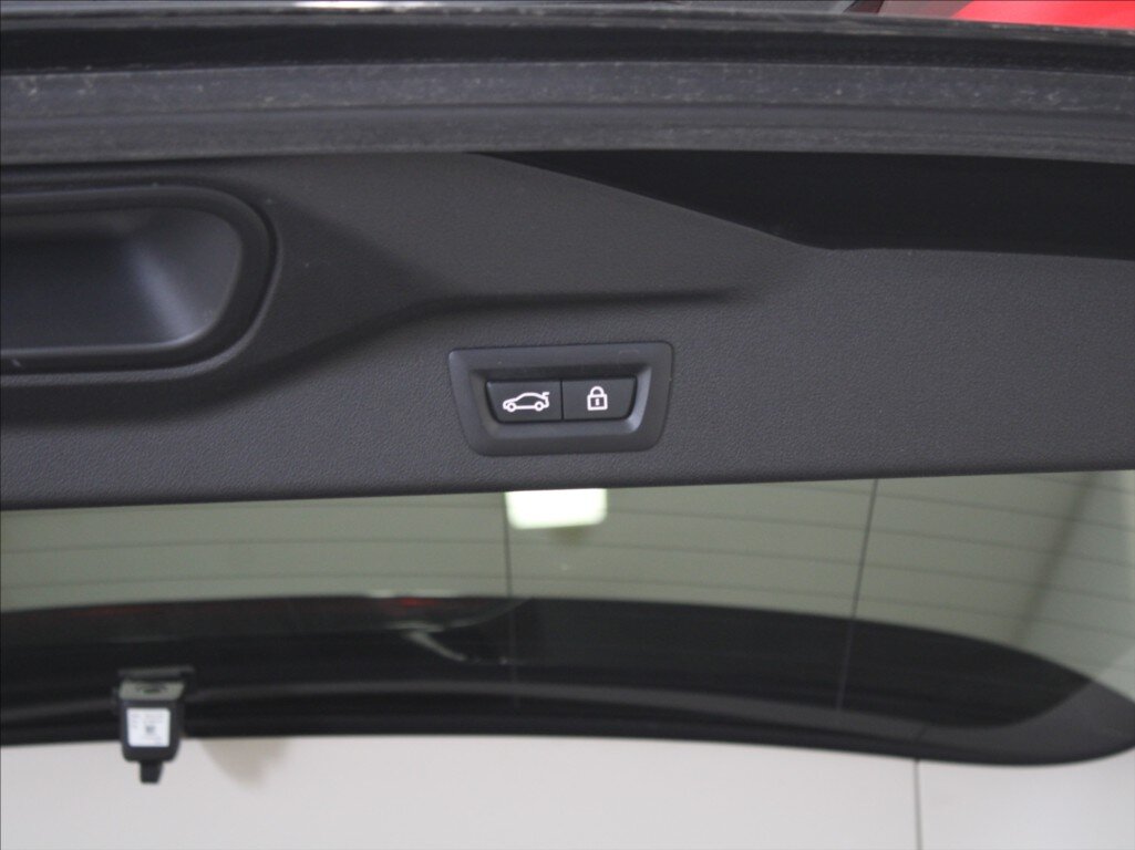 BMW X7 SUV / Terénní 3,0 l 195 kw