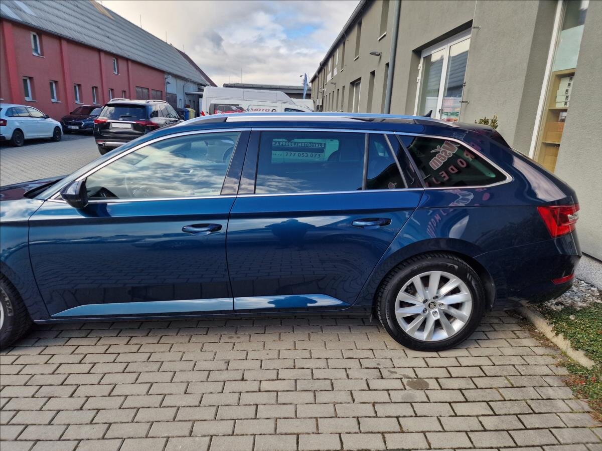 Škoda Superb Kombi 2,0 l 147 kw