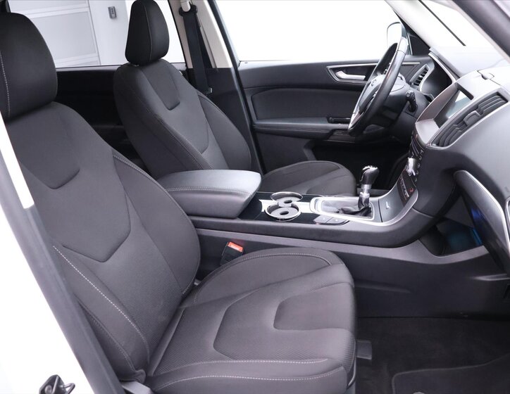 Ford S-MAX MPV 2,0 l 132 kw