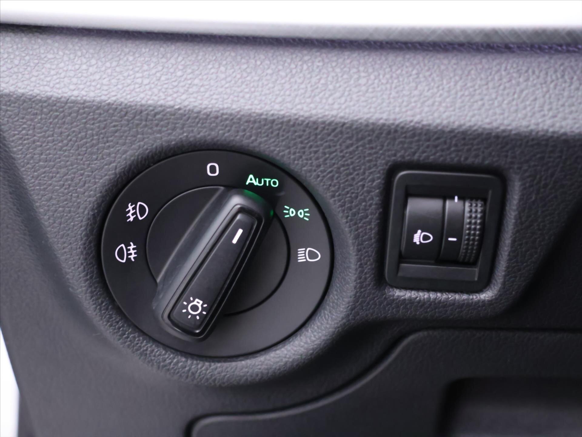 Škoda Scala Hatchback 999,0 70 kw