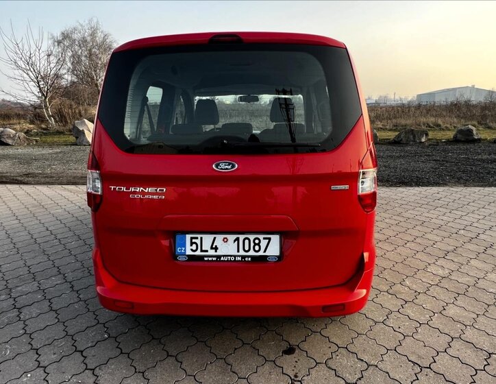 Ford Tourneo Courier Kombi 998,0 74 kw