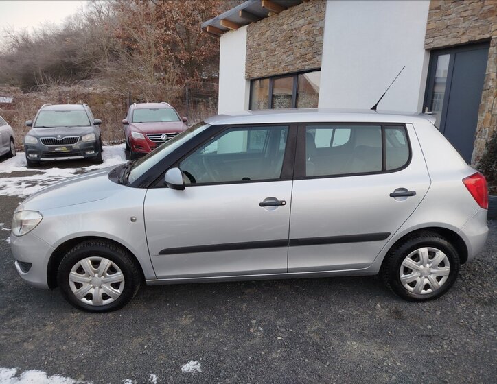 Škoda Fabia Hatchback 1,2 l 44 kw