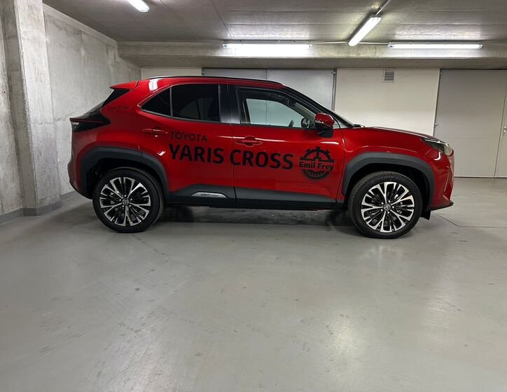 Toyota Yaris Cross 4