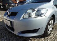 Toyota Auris Hatchback 1,3 l 74 kw