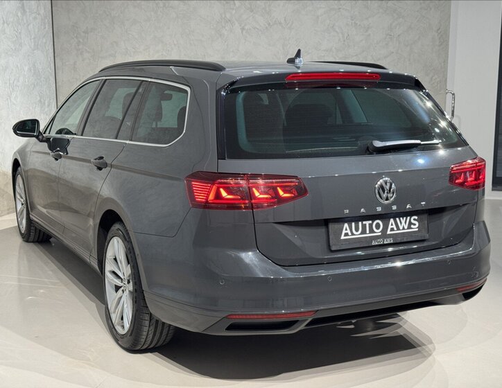 Volkswagen Passat Kombi 2,0 l 140 kw