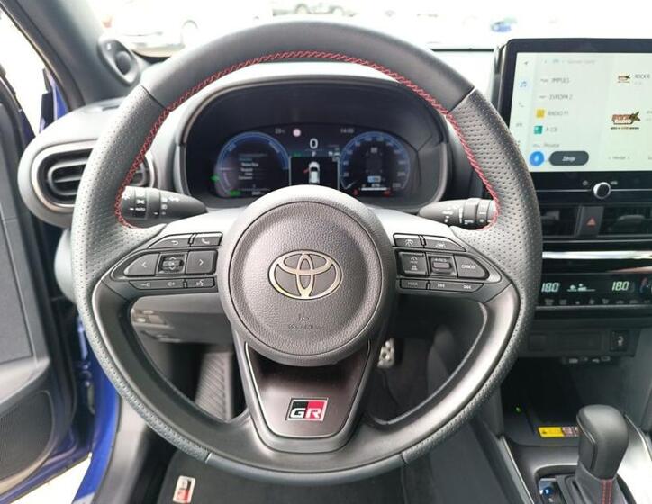 Toyota Yaris Cross 21