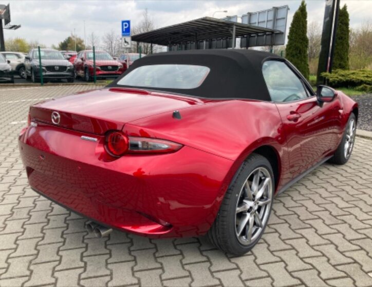 Mazda MX-5 Kabriolet 1,5 l 0