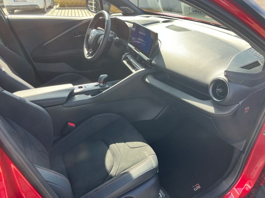 Toyota C-HR SUV / Terénní 2,0 l 112 kw