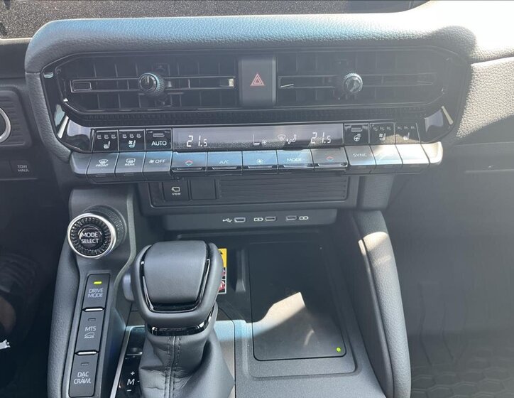 Toyota Land Cruiser Ostatní 2,4 l 243 kw