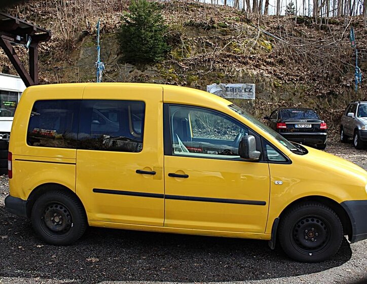 Volkswagen Caddy Skříň 2,0 l 51 kw