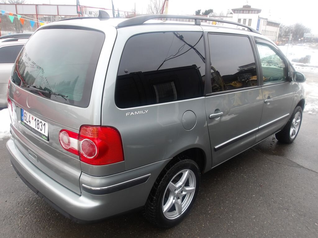 Volkswagen Sharan MPV 1,9 l 96 kw