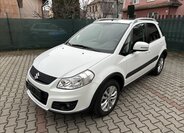 Suzuki SX4 Hatchback 1,6 l 88 kw