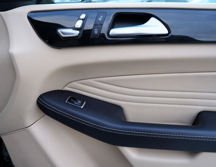 Mercedes-Benz GLE 22