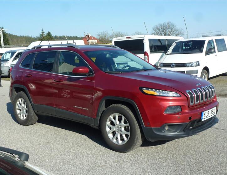 Jeep Cherokee 6