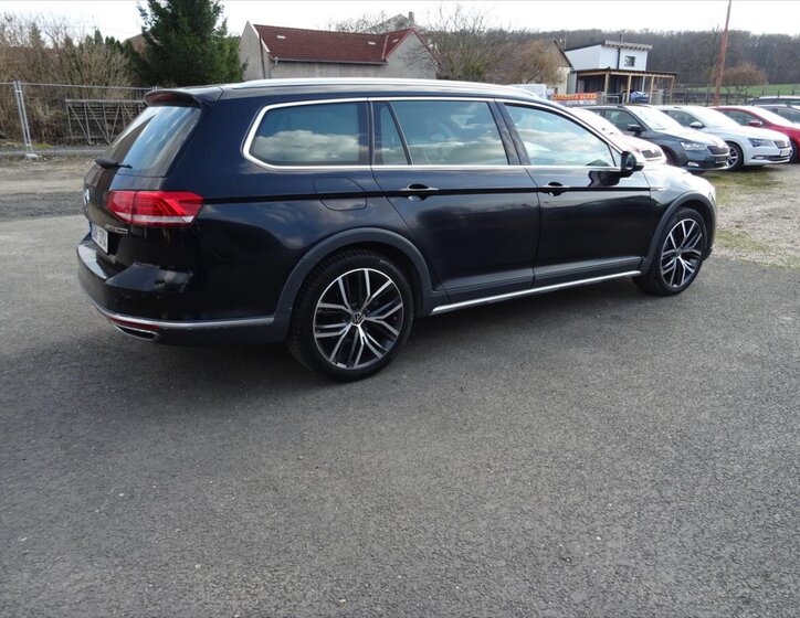 Volkswagen Passat Kombi 2,0 l 140 kw