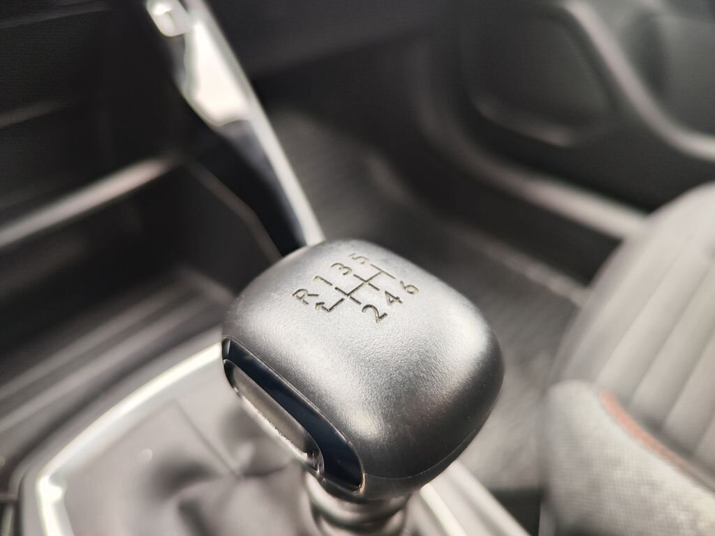 Peugeot 2008 SUV 1,2 l 96 kw