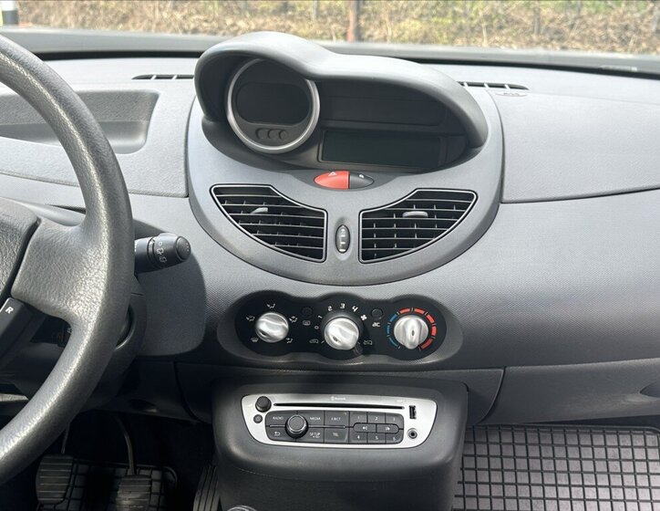 Renault Twingo Hatchback 1,1 l 55 kw