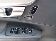 Volvo V90 16
