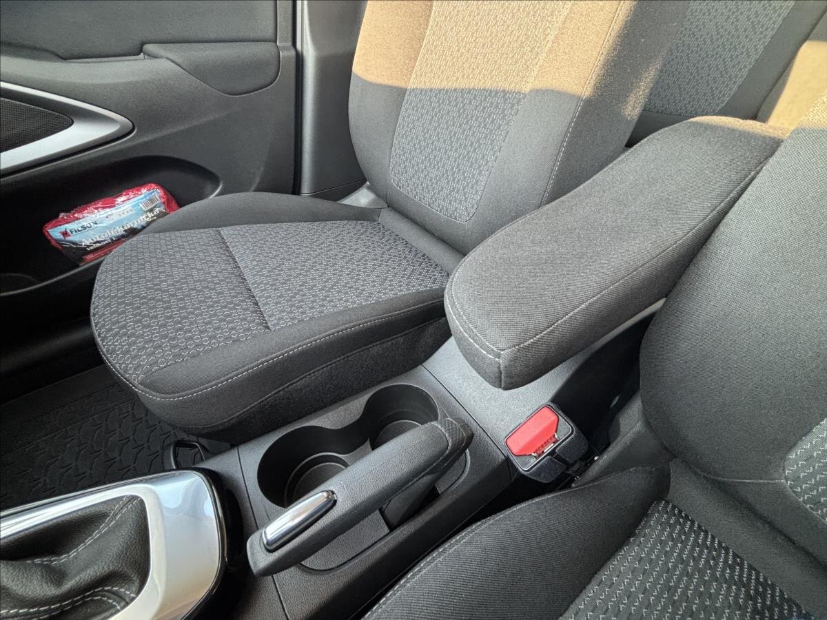 Opel Crossland SUV / Terénní 1,2 l 96 kw