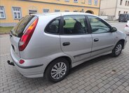 Nissan Almera Tino 12