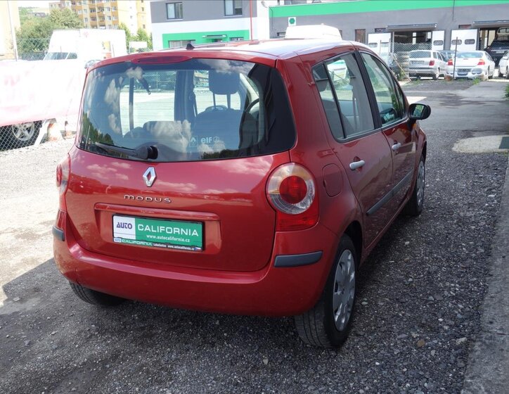 Renault Modus Hatchback 1,5 l 60 kw