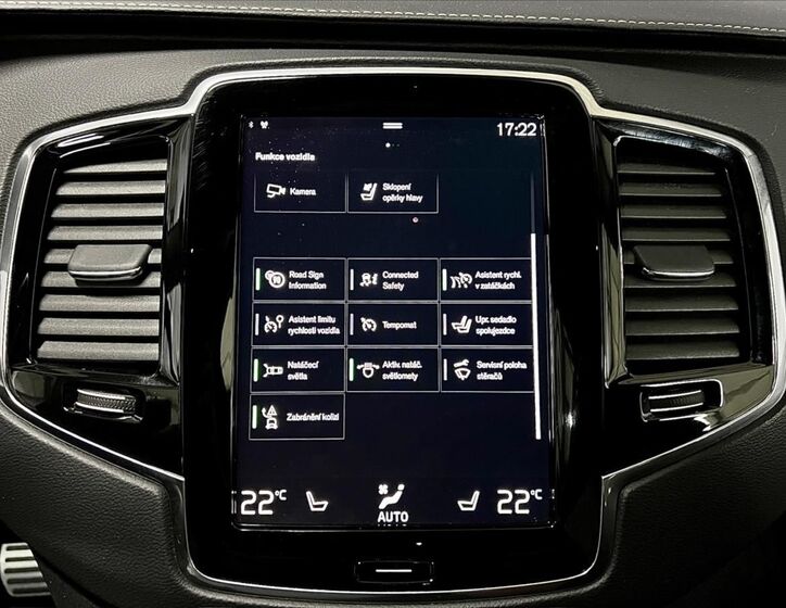 Volvo XC90 22