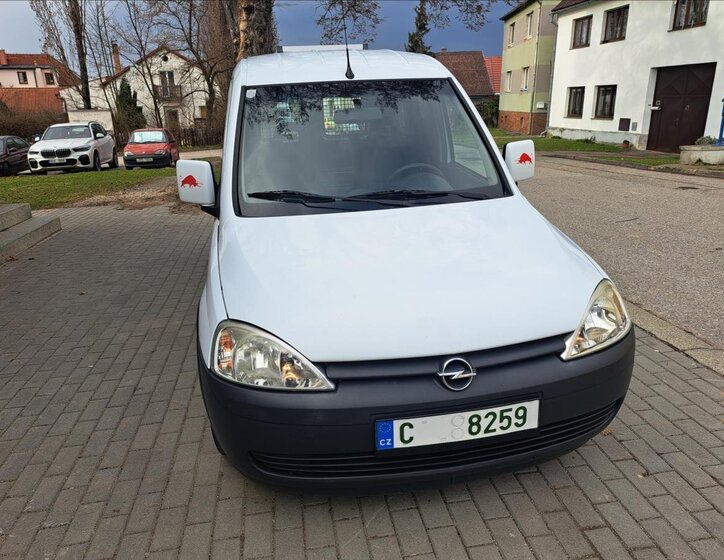 Opel Combo Skříň 1,2 l 55 kw